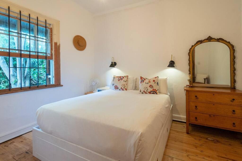 Snug Haven Apartment *