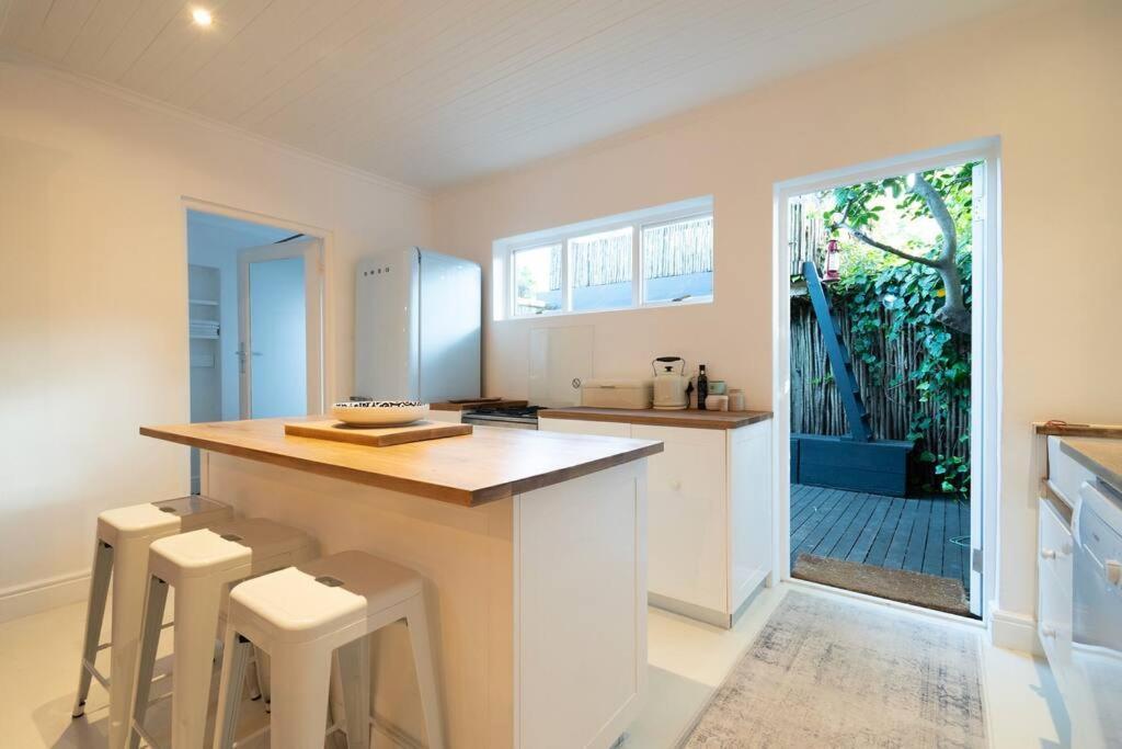Apartment Snug Haven Cape Town